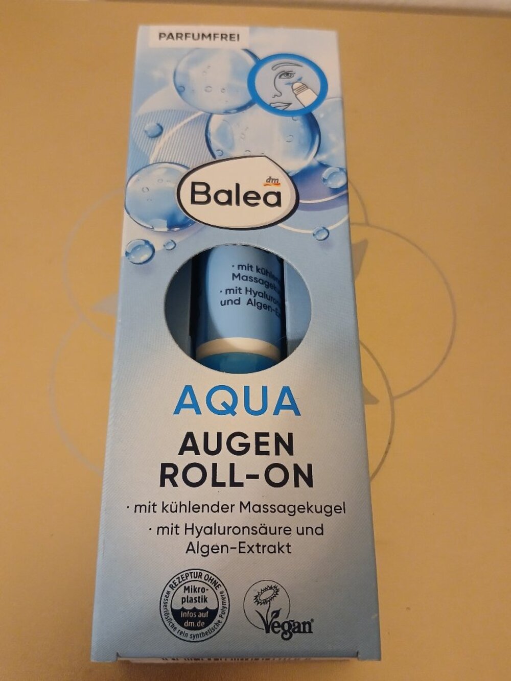 Balea Aqua Augen Roll-On Eye Serum Hyaluronic Acid Cooling Massage Ball New Seal